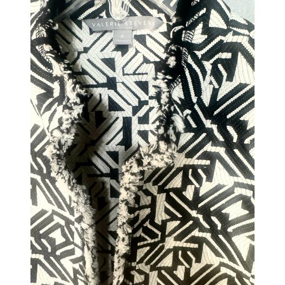Valerie Stevens Blazer Jacket Women’s XL Black White Geometric Fringe Work Chic - Picture 7 of 9